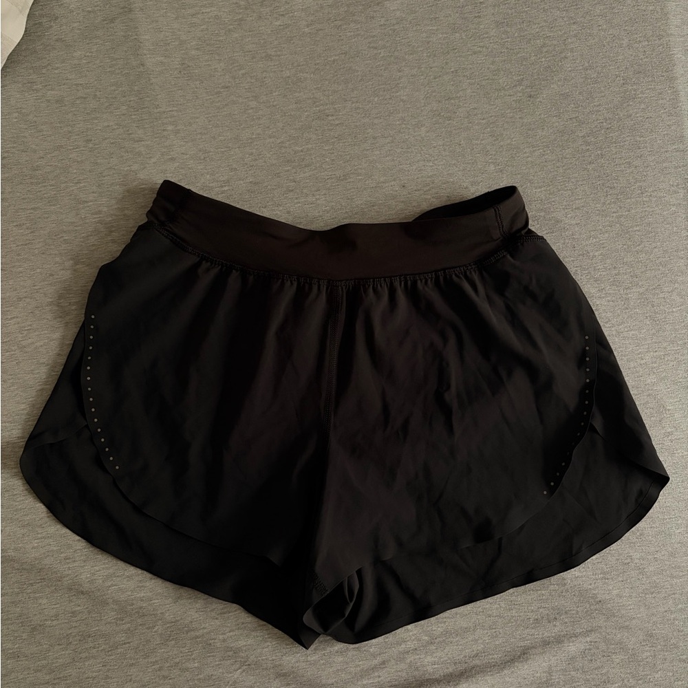 LULULEMON fast and free shorts